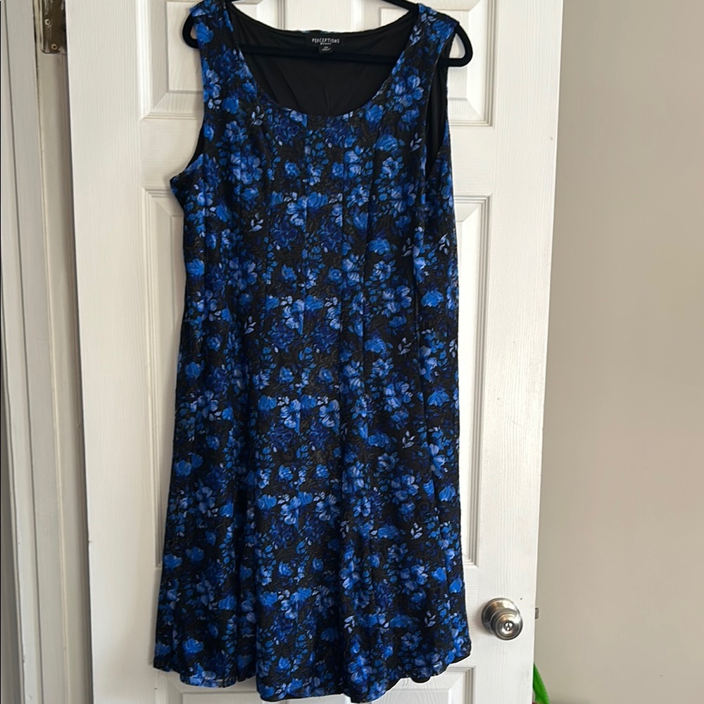 Perceptions Blue and Black A-line Dress Sleeveless Scoop Neck